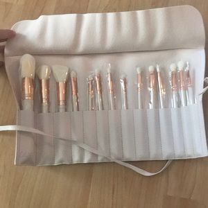 Brand new never used Colourpop brush set